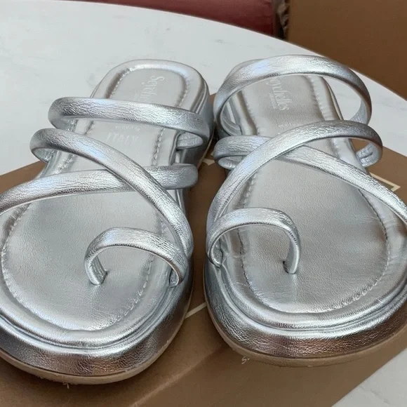 Seychelles Rule The World Sandal size: 8 - Picture 5 of 10